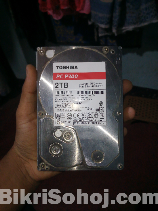 TOSHIBA 2TB (2000GB) P300